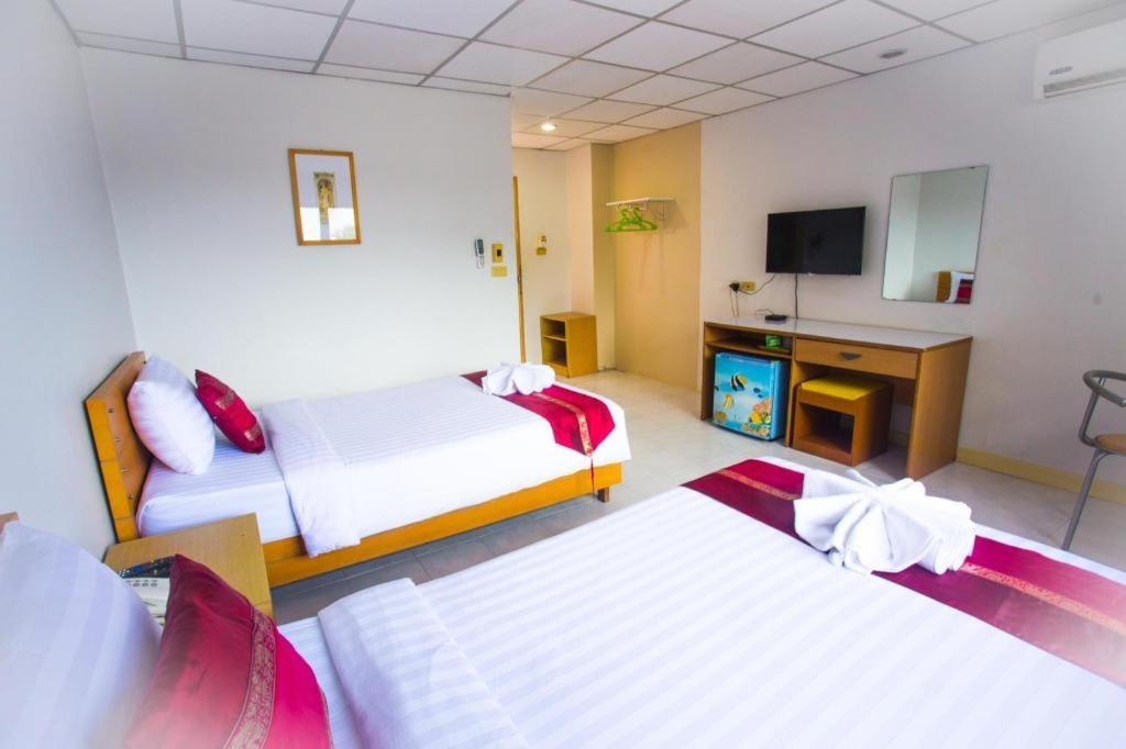 Central Place Hotel Rayong Exterior foto